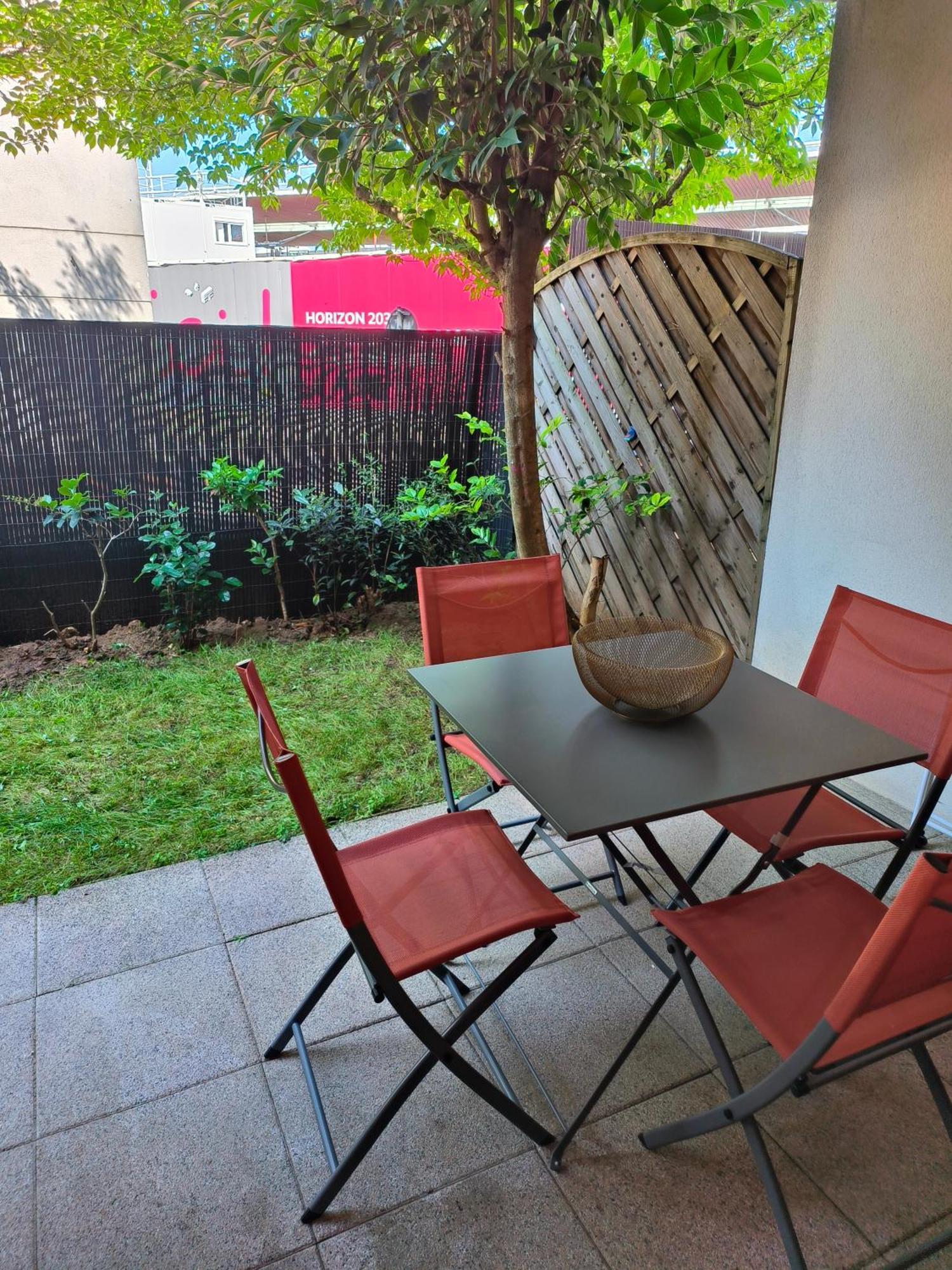 Neuf, Calme, 10 Minutes Du Centre De Paris Apartman Saint-Denis  Kültér fotó